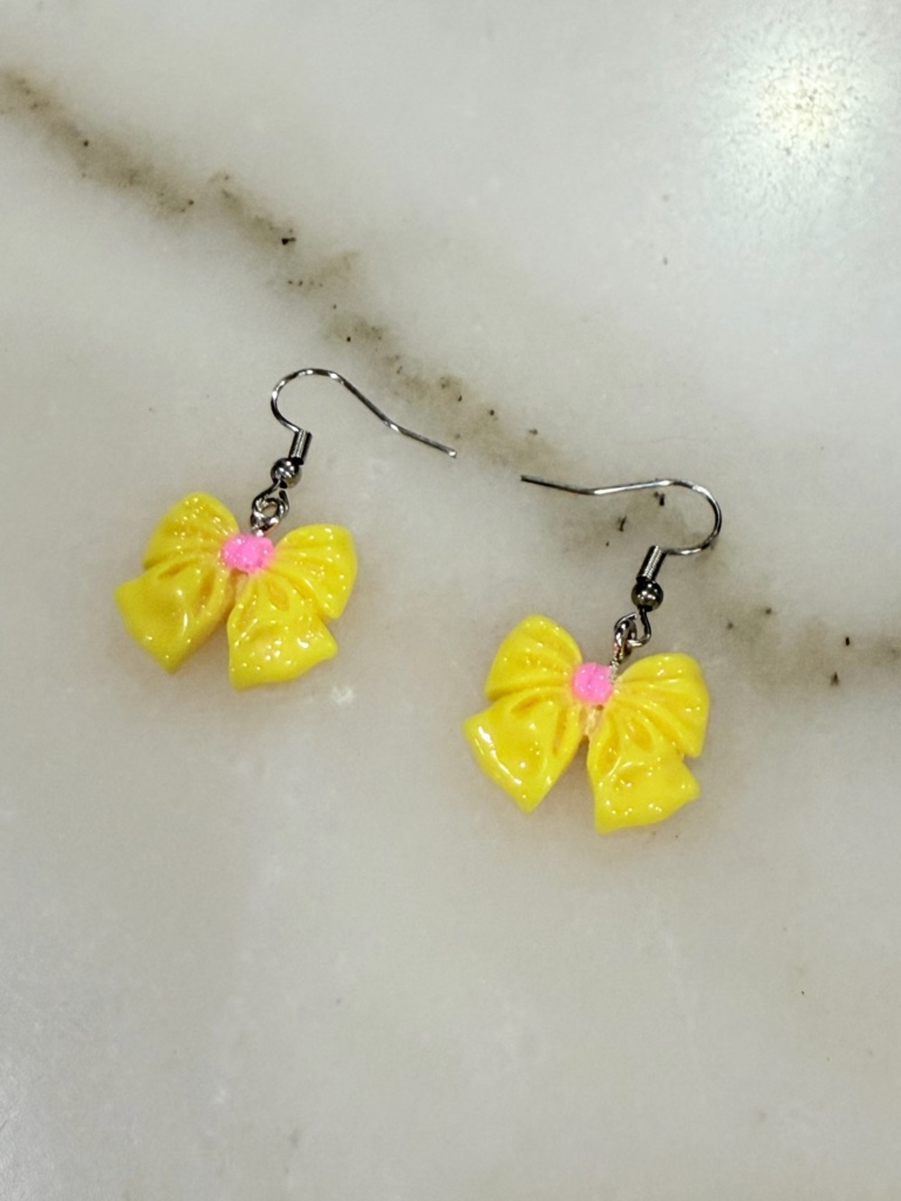 Cute Yellow Bow Dangle Earrings Pink Center Kawaii Ribbon Jewelry - Picture 3 of 3